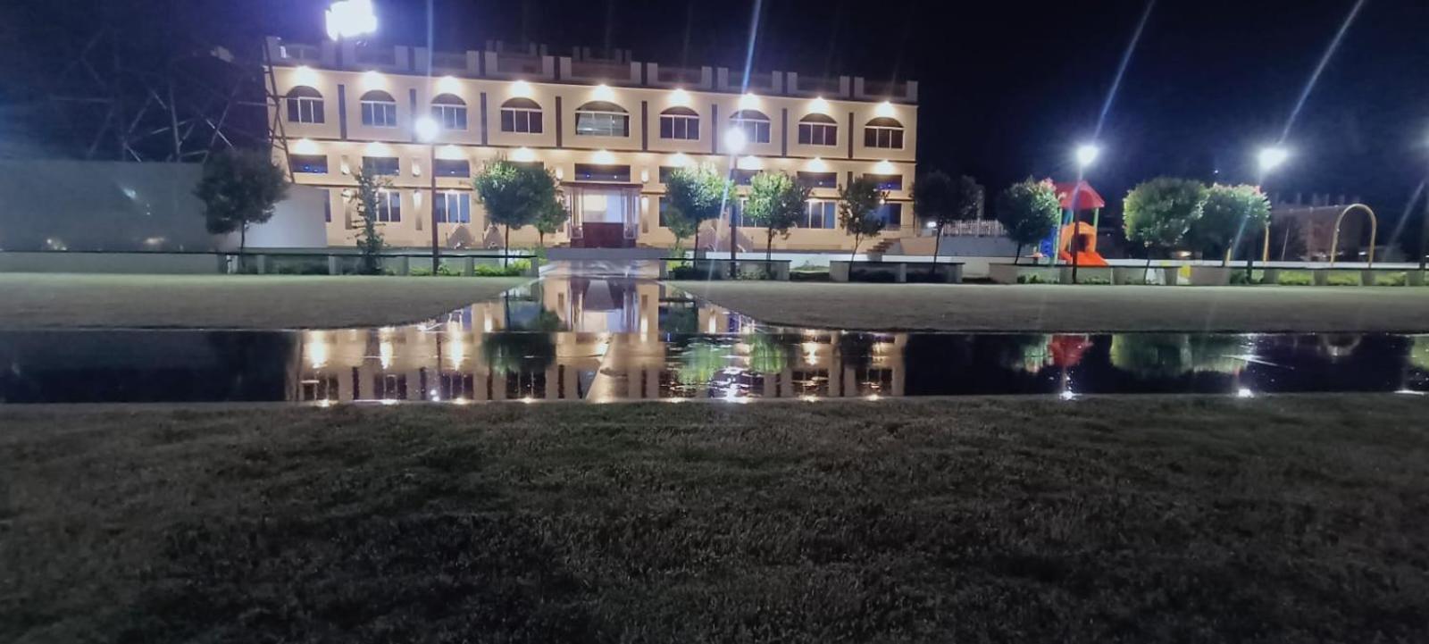 Hotel Vedika Garden Lonavla Exterior foto